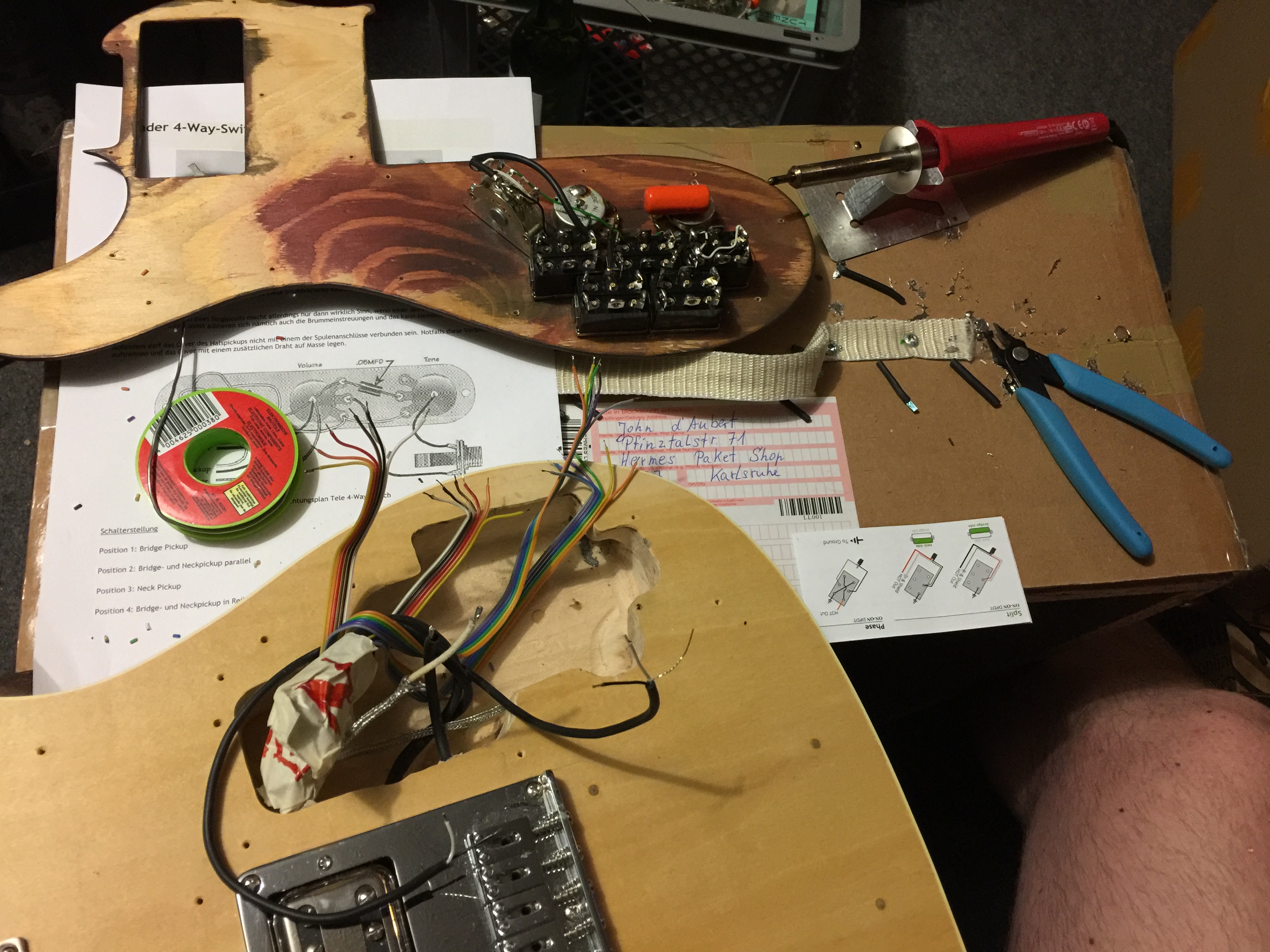 Wiring the Fender-4-Way-Switch with 2 humbuckers, 5 toggle-switches 